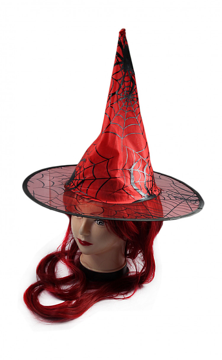 Колпак ведьмы с паутиной