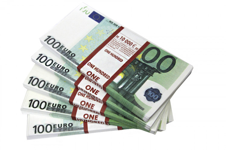 Сувенирные деньги 100 евро