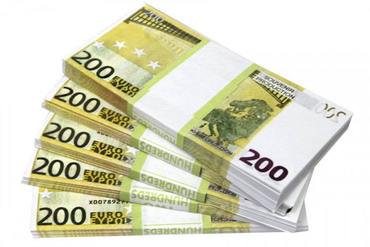 Сувенирные деньги 200 евро