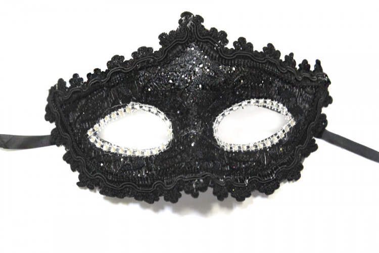 Маска венецианская кружевная черная